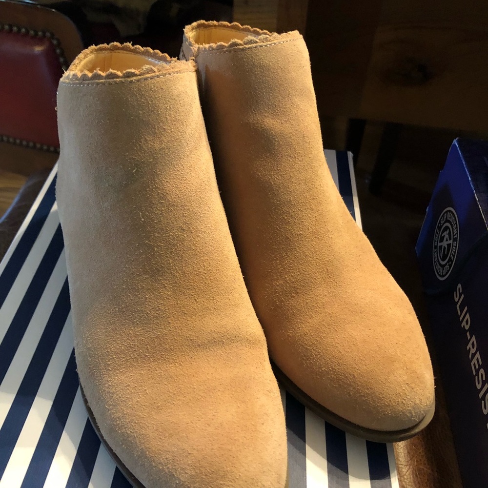 Crown & Ivy Ankle Boot